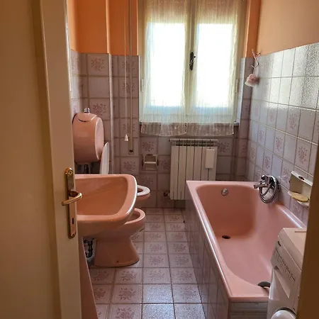 Dimora Lunense דירה מרינה די קררה