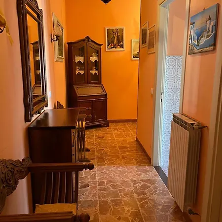 Dimora Lunense Διαμέρισμα